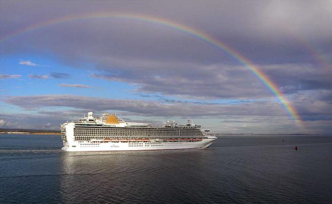 Cruise ship Azura and a rainbow (photo: Terry Jamieson)