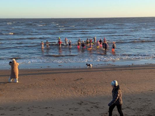 Christmas day swimmers