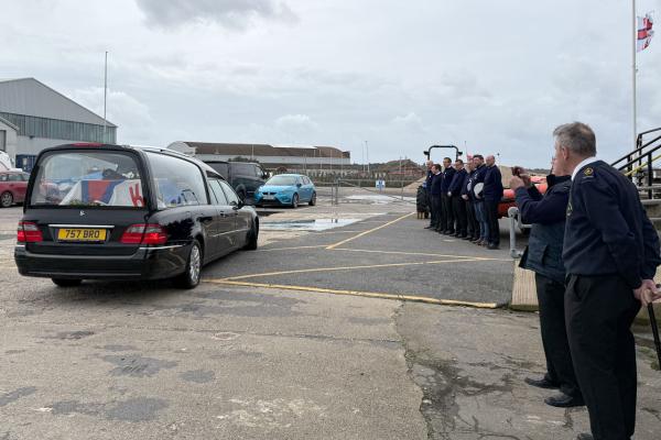 Watchkeepers and Lifeboat men pay their Last Respects to Roger Taylor 