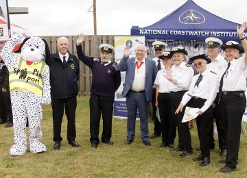 "Spot", NCI Chair Stephen Hand, SM Bryan Young,  Cllr David Shields, and the NCI “Crew